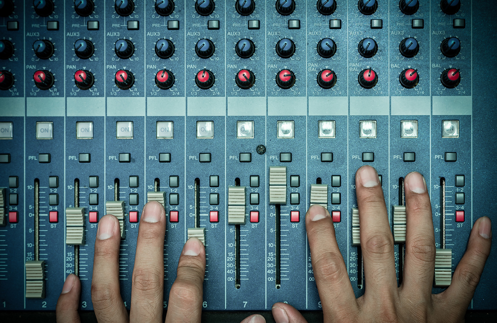 Audio Mixing Console